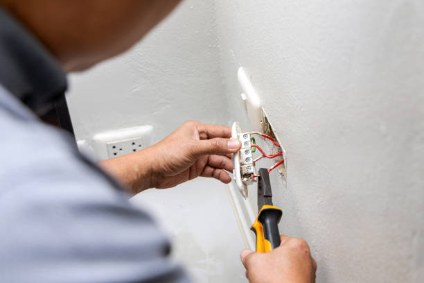 Best Emergency Electrical Repair  in Laguna Heights, TX